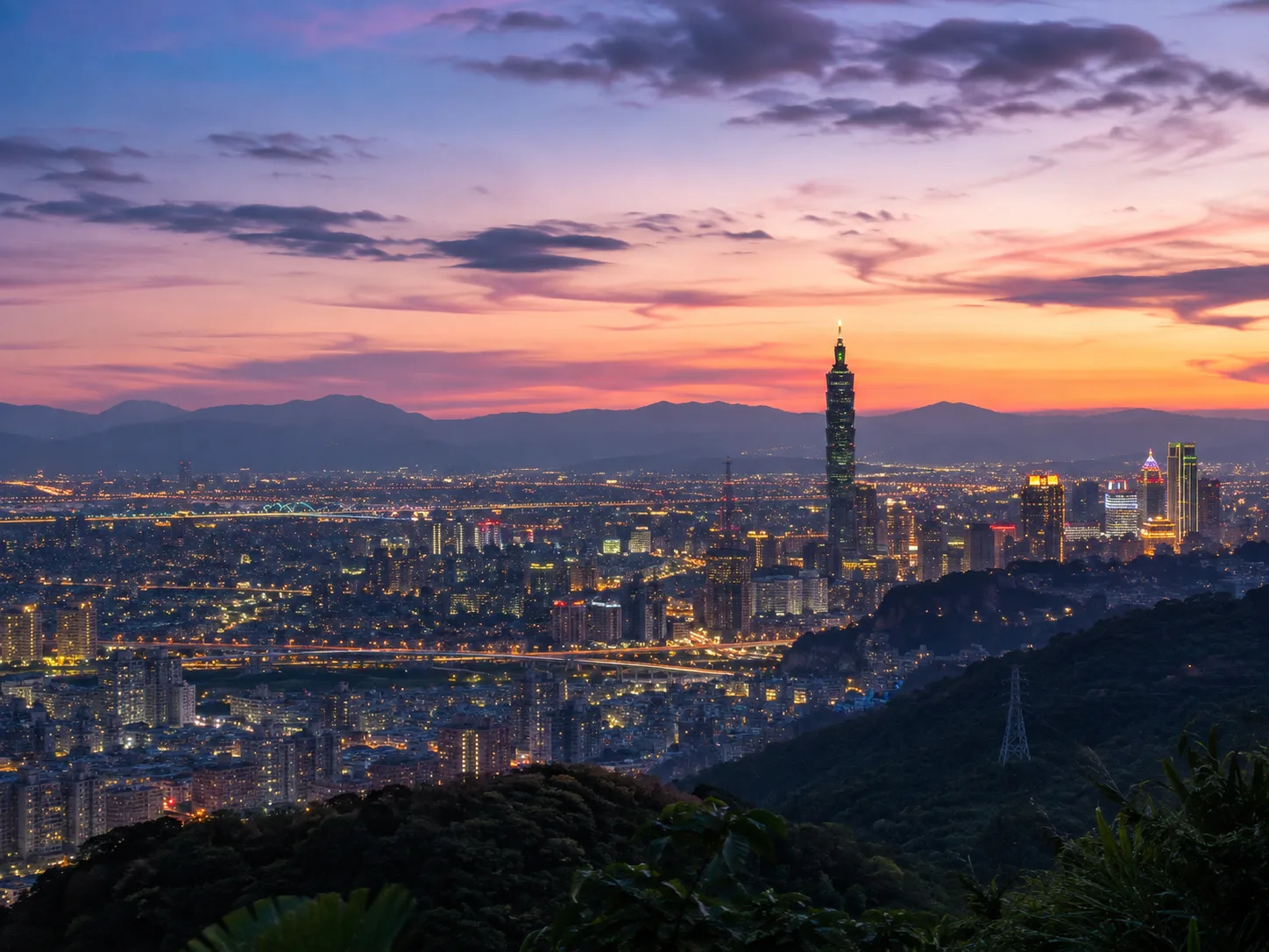 臺北夜景推薦｜象山、貓空與大稻埕夜遊指南主題示意圖（Rosemama-san 原創）