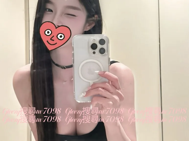 大膽狂野愛玩主動的氣質櫃姐，挑戰你的床上功夫  小夢外送茶賴7098t封面