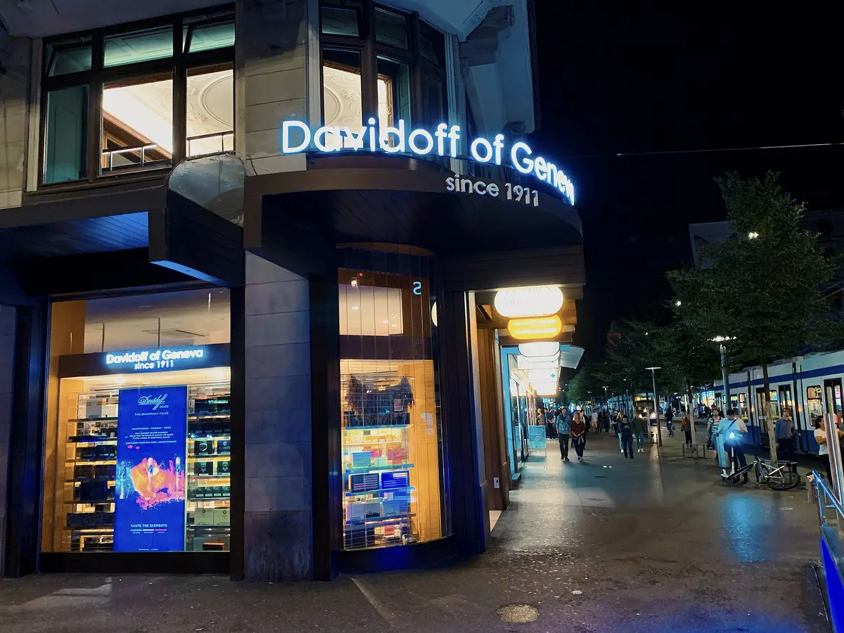 Davidoff of Geneva , Zürich, Switzerland (Ank Kumar, Infosys Limited) 02.jpg｜Ank Kumar